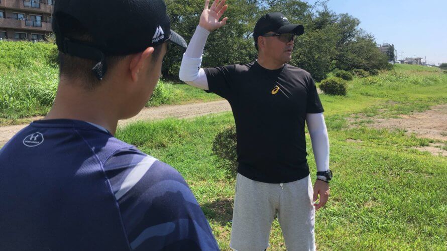 小林雅英 中学生に個別ピッチング指導を実施
